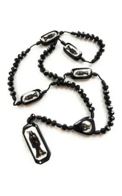 Rosario de hilo de Santa Muerte. Rosario de hilo de la Santa Muerte (Negro), Cristal, nylon, madera, Cristal